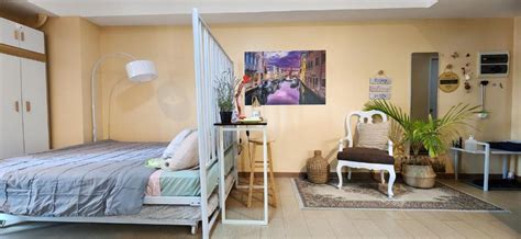 7 pax Cozy Cove Spacious Studio with Balcony at .